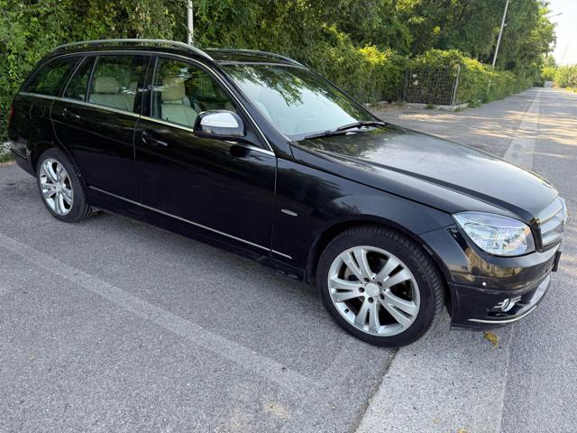 MERCEDES-BENZ C 220 Nero metallizzato