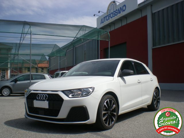 AUDI A1 Bianco pastello