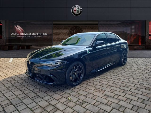 alfa romeo giulia 2.9 v6 bi-turbo at8 quadrifoglio