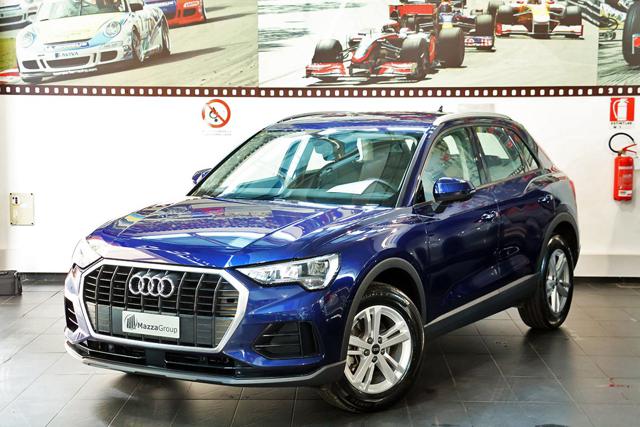 AUDI Q3 Blu Navarra metallized