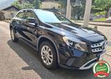 MERCEDES-BENZ GLA 200 d Automatic Business