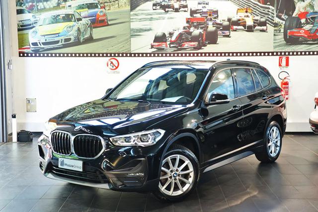 BMW X1 Nero pastello