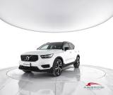 VOLVO XC40 D3 R-design