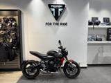 TRIUMPH Trident 660 .