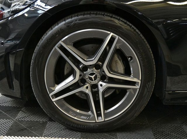 MERCEDES-BENZ C 180 AUTO COUPÉ PREMIUM AMG- 1 PROPRI - foto 22