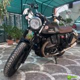 MOTO GUZZI V7 Stone