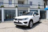 VOLKSWAGEN Touareg 3.0 TDI 204 CV tiptronic BlueMotion Sport Gancio