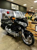 HONDA GL 1800 GOLD WING