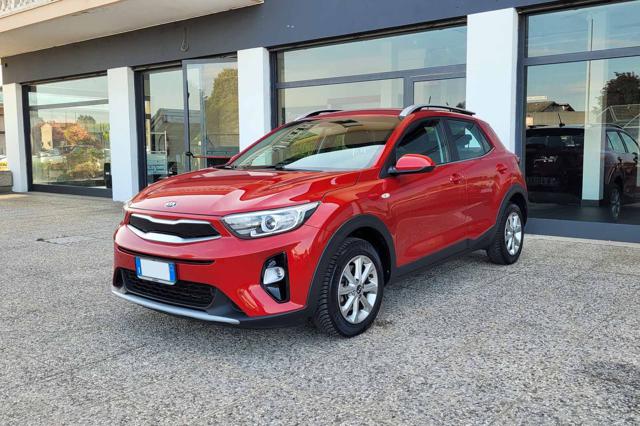 KIA Stonic Rosso metallizzato