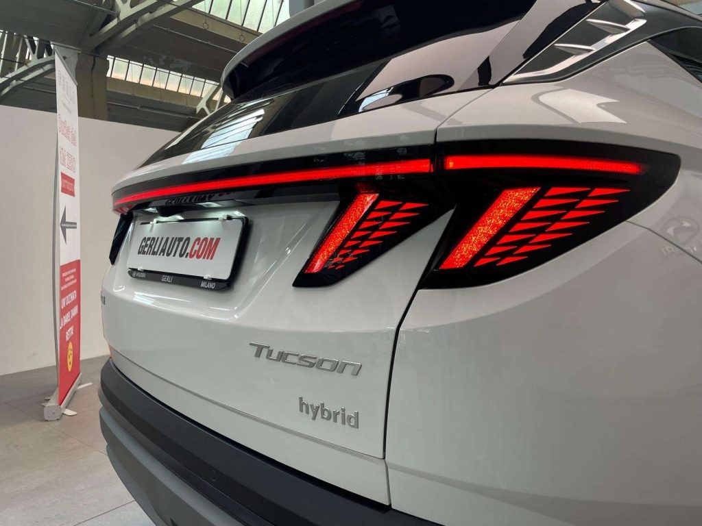 HYUNDAI Tucson 1.6 hev Exellence 2wd auto-Km zero diversi colori