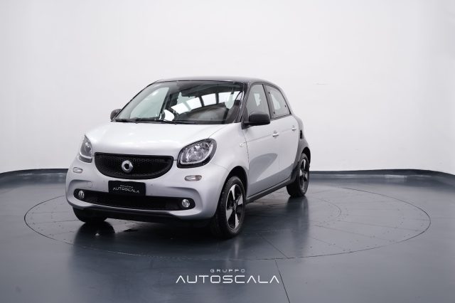 smart forfour 1.0 70cv passion #navy #led