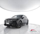 BMW iX xdrive50 pacchetto sportivo