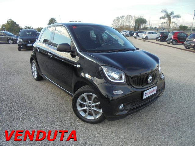 SMART ForFour Nero metallizzato