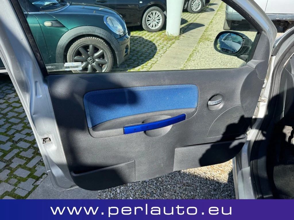 CITROEN C2 1.1 Elegance - 5