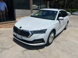 SKODA Octavia 2.0 TDI EVO SCR DSG Wagon Ambition