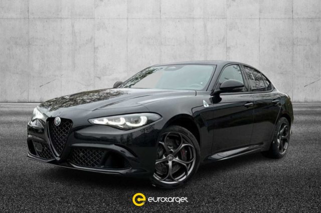 alfa romeo giulia 2.9 v6 bi-turbo at8 quadrifoglio