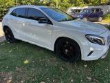 MERCEDES-BENZ GLA 200 d Automatic Sport