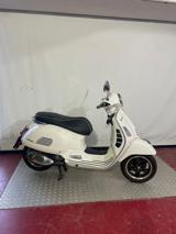 VESPA GTS 300 Super HPE