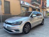 VOLKSWAGEN Golf 1.5 TGI DSG 5p. Trendline BlueMotion 