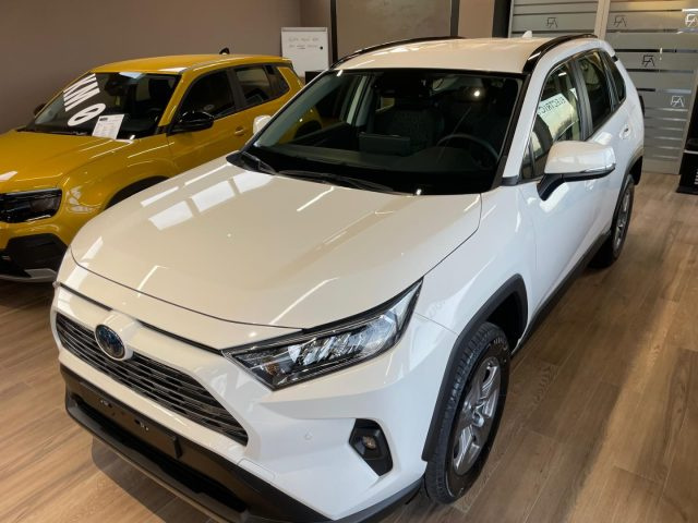 toyota rav 4 active 2.5 hv 218cv e-cvt 2wd usata