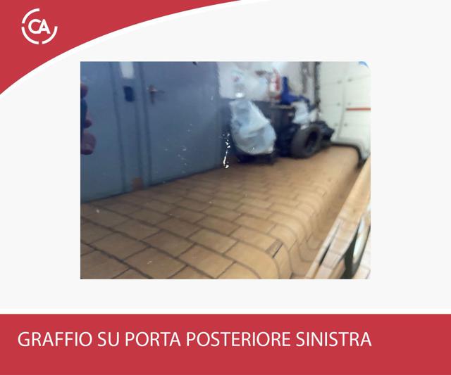MERCEDES-BENZ A 200 D BUSINESS NAVI - foto 28