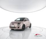 FIAT 500 42 kWh La Prima