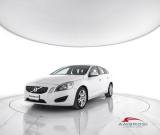 VOLVO V60 DRIVe Momentum