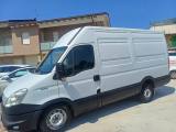 IVECO Daily 35S13V 2.3 CON SCAFFALI