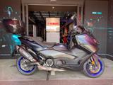 YAMAHA T-Max 560 .
