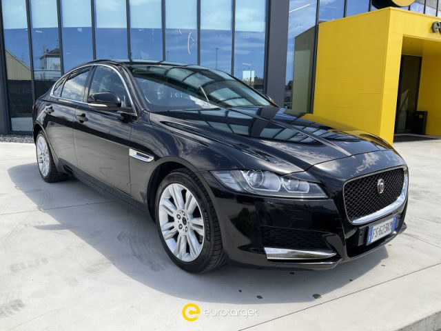 jaguar xf 2.0 d 180 cv aut. r-sport usata