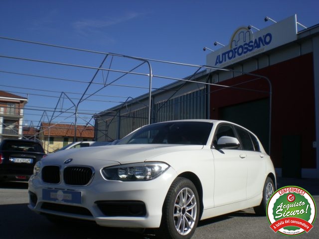 BMW 116 Bianco pastello