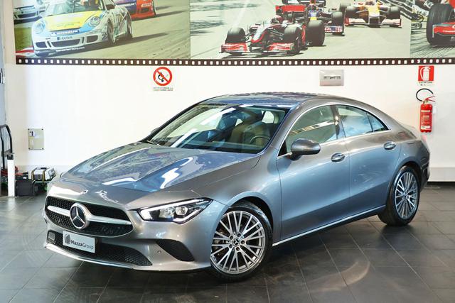 MERCEDES-BENZ CLA 180 Grigio Mountain metallized