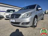 MERCEDES-BENZ B 180 CDI