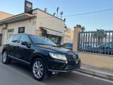 VOLKSWAGEN Touareg 3.0TDI 204CV DSG Executive *Tetto Apribile*
