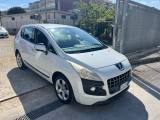 PEUGEOT 3008 1.6 e-HDi 112CV cambio robotizzato Stop&Start Acce