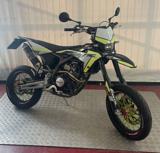 FANTIC MOTOR 125 Motard Performance 4T