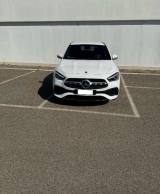 MERCEDES-BENZ GLA 250 e plug-in hybrid automatic