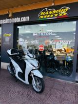 HONDA SH 350 PASSAGGIO GARANZIA TAGLIANDO INCLUSI