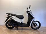 PIAGGIO Liberty 125 .