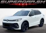 VOLKSWAGEN Tiguan TDI 4MOTION 20 PANORAMA BLACK PACK