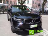 VOLVO XC40 T3 Momentum