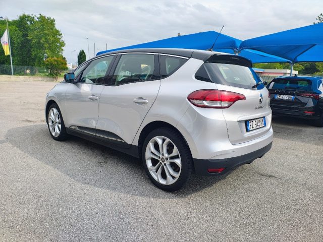 RENAULT SCENIC SCÉNIC BLUE DCI 120 CV EDC INITI - foto 8