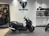 SUZUKI Burgman 200 .