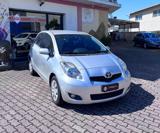 TOYOTA Yaris 1.4 D-4D DPF 5 porte Sol