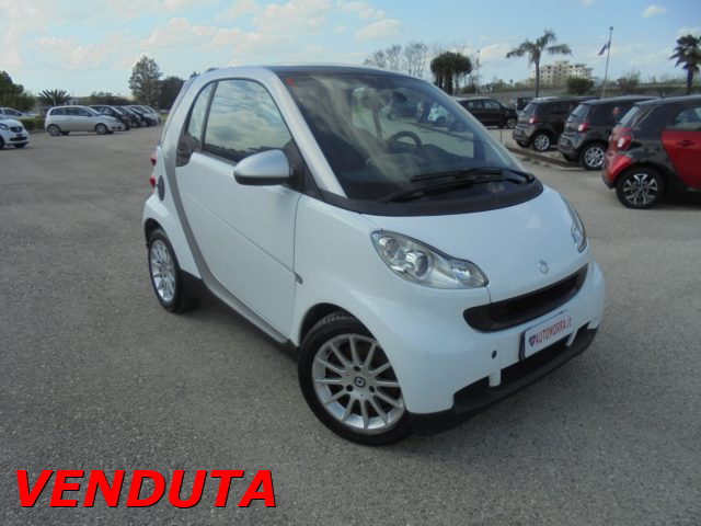 SMART ForTwo Bianco pastello