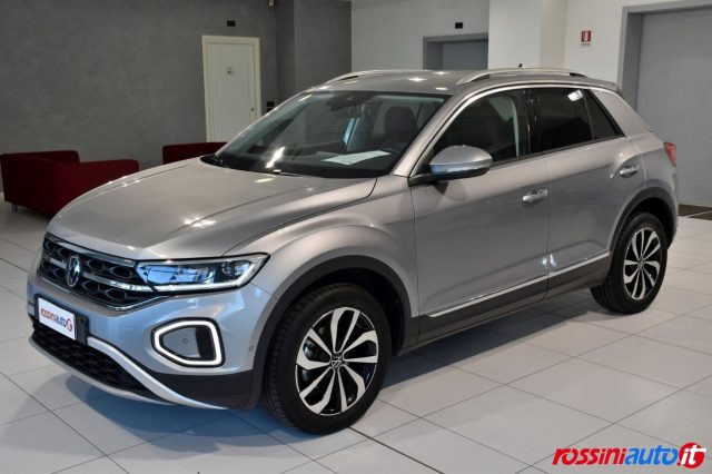 volkswagen t-roc 1.5 tsi act 150 cv dsg style + rearview + vetri pr