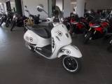 VESPA GTS 300 SUPER