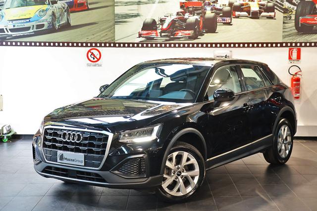 AUDI Q2 Nero Mythos metallized