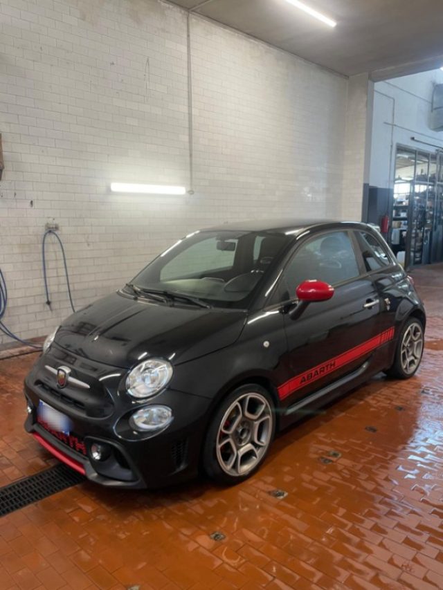 ABARTH 595 Nero pastello