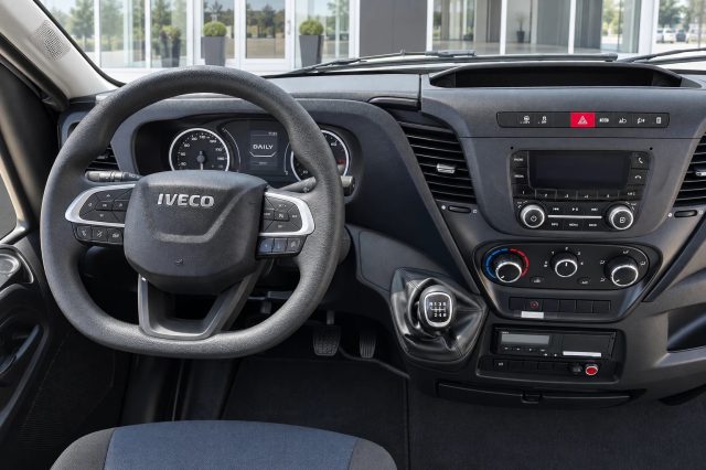 IVECO DAILY RIBALTABILE TRILATERALE E SPONDA - foto 7